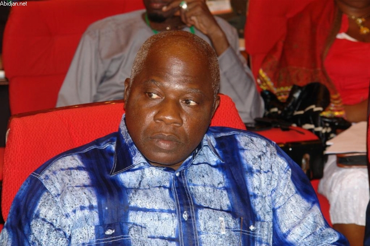 Côte d’Ivoire/ La politique de défense et de sécurité au scanner : Bertin Kadet publie un livre à Paris